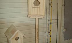 I MAKE AN SELL BIRD HOUSES IN MY HOME. LOTS OF DIFF TYPES. I ALSO MAKE TO ORDER IF YOU ARE INTERESTED IN YOUR OWN DESIGNS. IF YOU ARE INTERESTED GIVE ME A CALL.