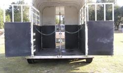 2 horse striaght load bumper pull trailer