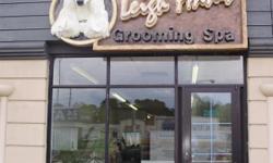 A full line of dog grooming services to pamper your pet. We offer the best line of products for your pet to have a relaxing day at the Spa. With facial scrub,foot soak and pedicure, whitning, medicated, and aroma therapy shampoos. Reasonable prices.